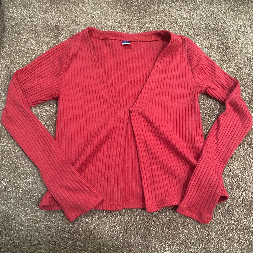 Red Cardigan w/button 🍎